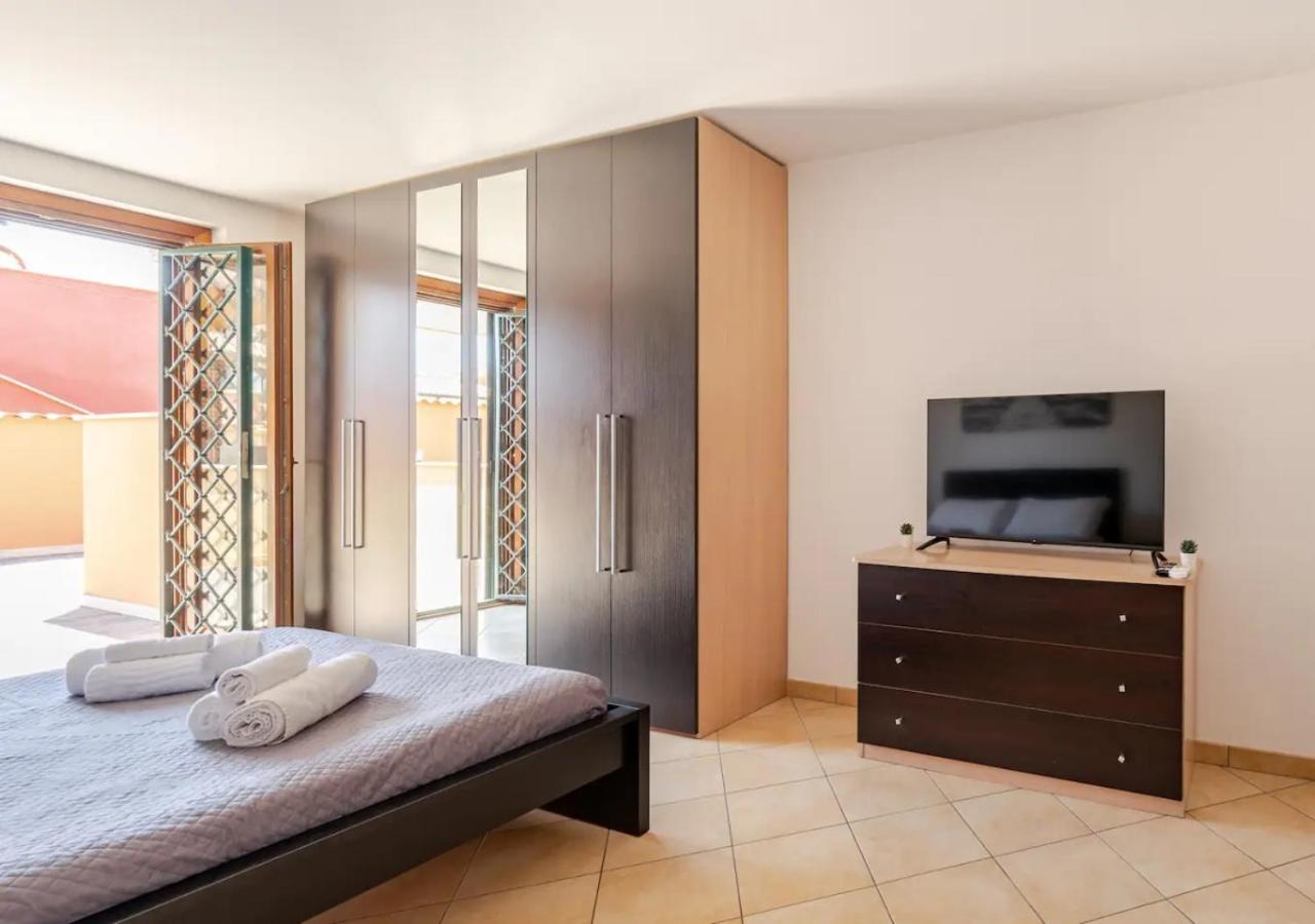 Garden Villa - Free Parking, Wi-Fi E Netflix Fiumicino Zewnętrze zdjęcie