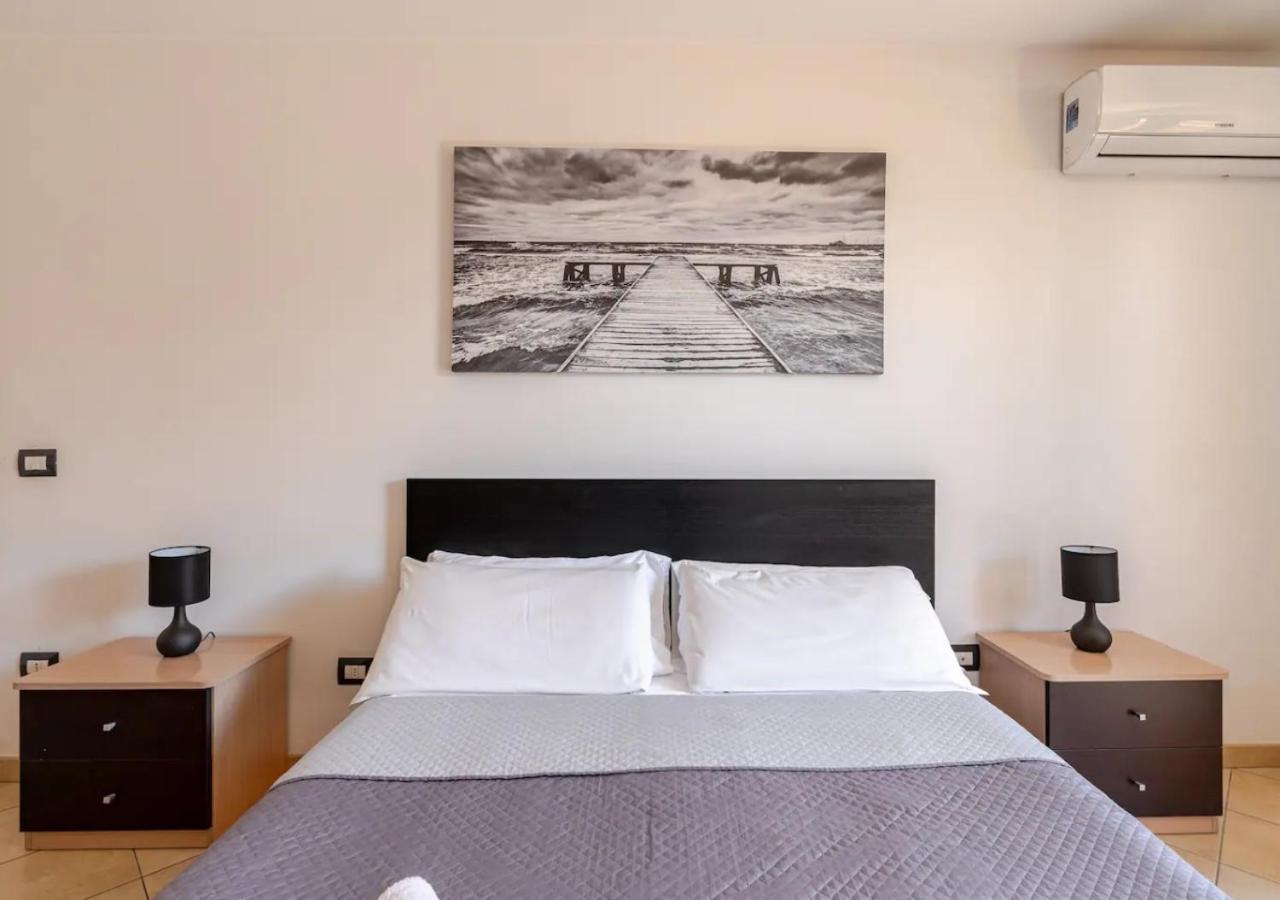 Garden Villa - Free Parking, Wi-Fi E Netflix Fiumicino Zewnętrze zdjęcie